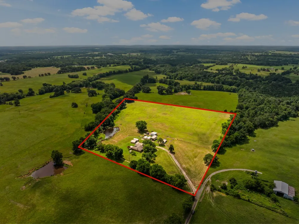 468 CR 4211 Pittsburg, TX 75686
