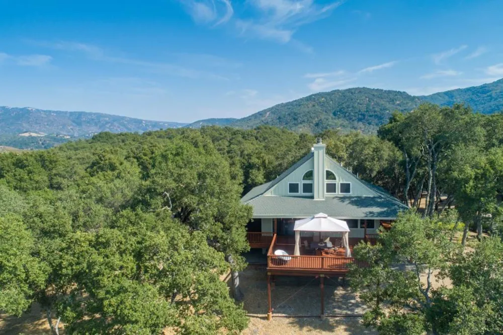 21900 Parrott Ranch Road Carmel Valley, CA 93924