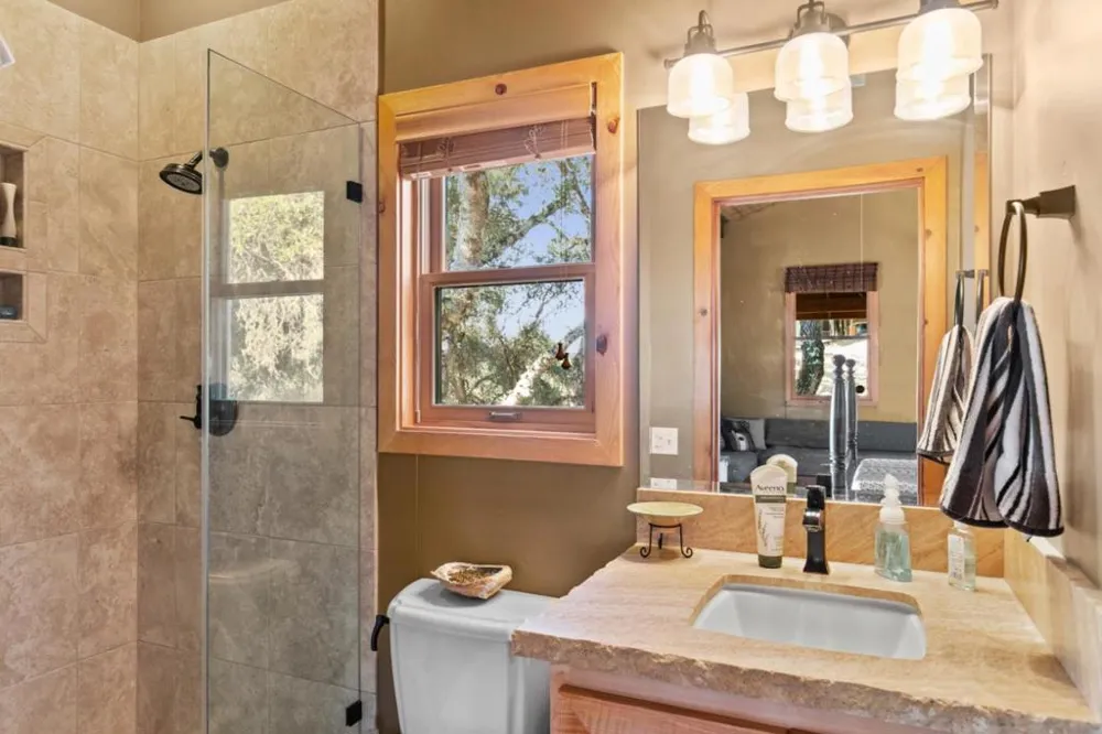21900 Parrott Ranch Road Carmel Valley, CA 93924