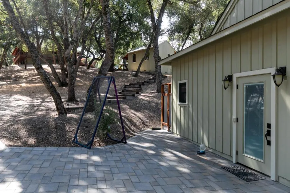 21900 Parrott Ranch Road Carmel Valley, CA 93924