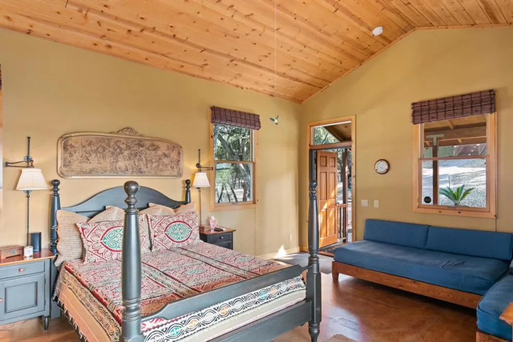 21900 Parrott Ranch Road Carmel Valley, CA 93924