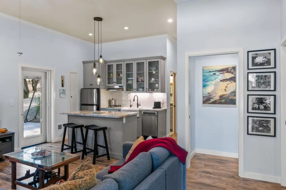 21900 Parrott Ranch Road Carmel Valley, CA 93924