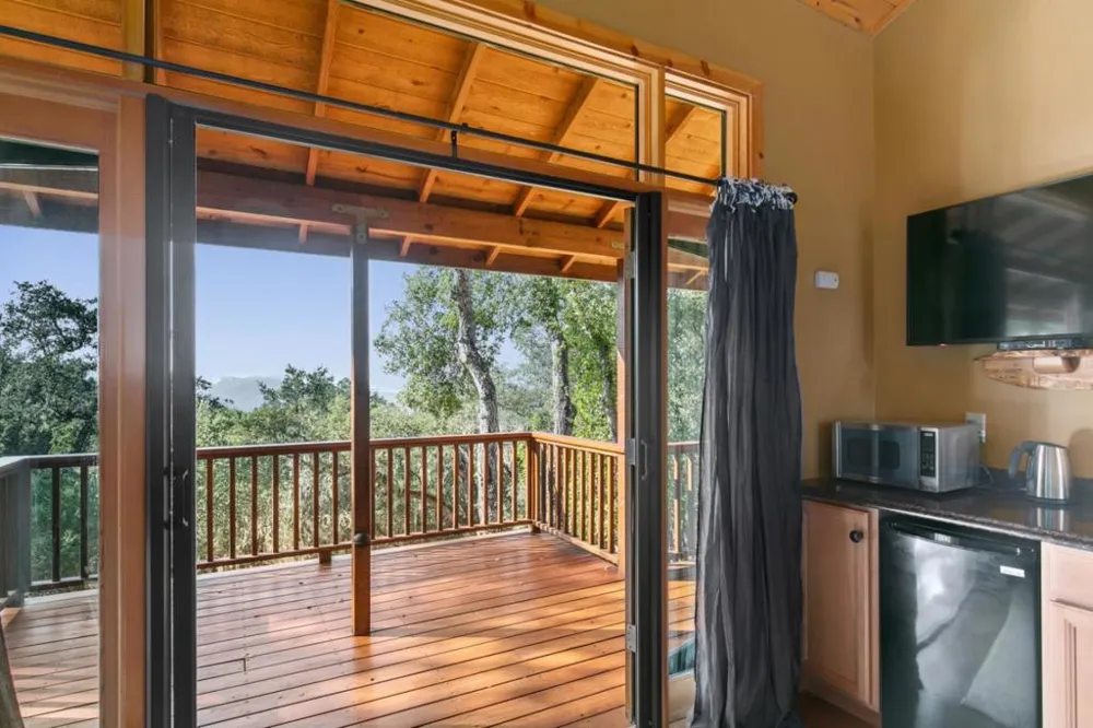 21900 Parrott Ranch Road Carmel Valley, CA 93924