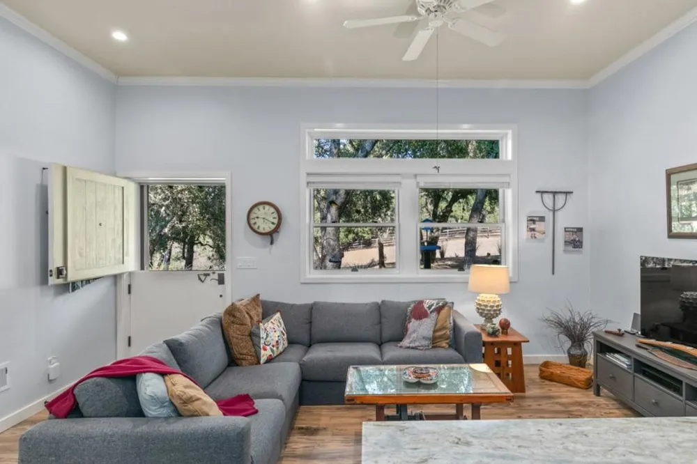 21900 Parrott Ranch Road Carmel Valley, CA 93924
