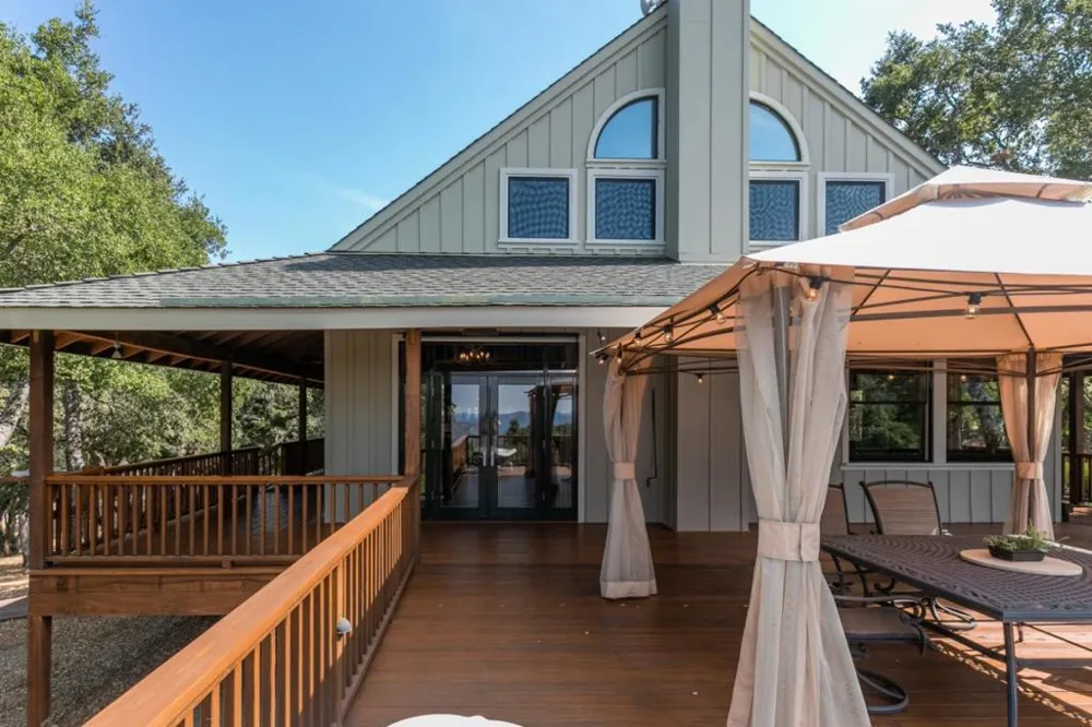 21900 Parrott Ranch Road Carmel Valley, CA 93924