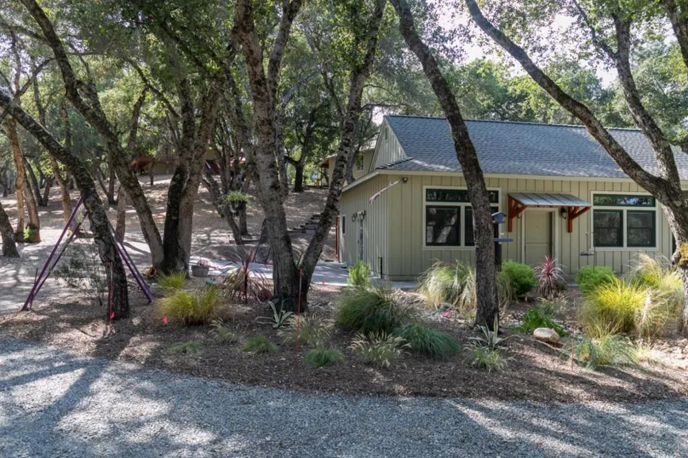 21900 Parrott Ranch Road Carmel Valley, CA 93924