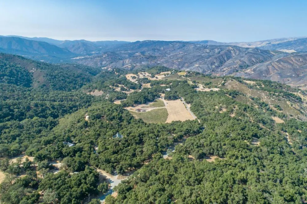 21900 Parrott Ranch Road Carmel Valley, CA 93924