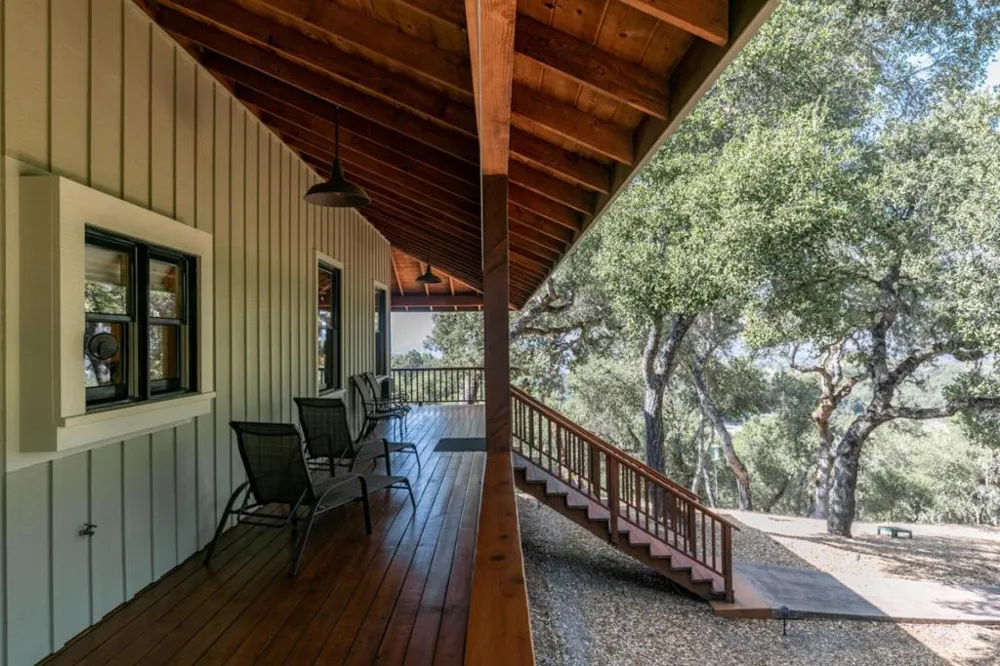 21900 Parrott Ranch Road Carmel Valley, CA 93924