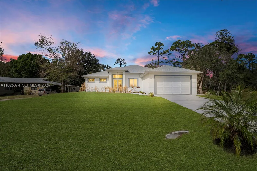 1215 Fitch Ave Lehigh Acres, FL 33972