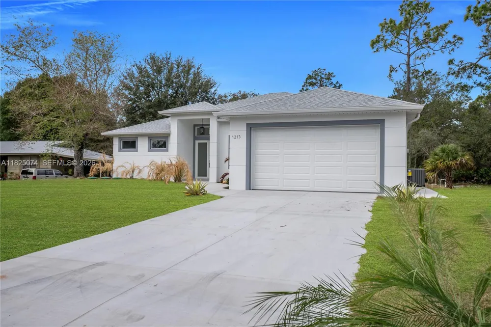 1215 Fitch Ave Lehigh Acres, FL 33972