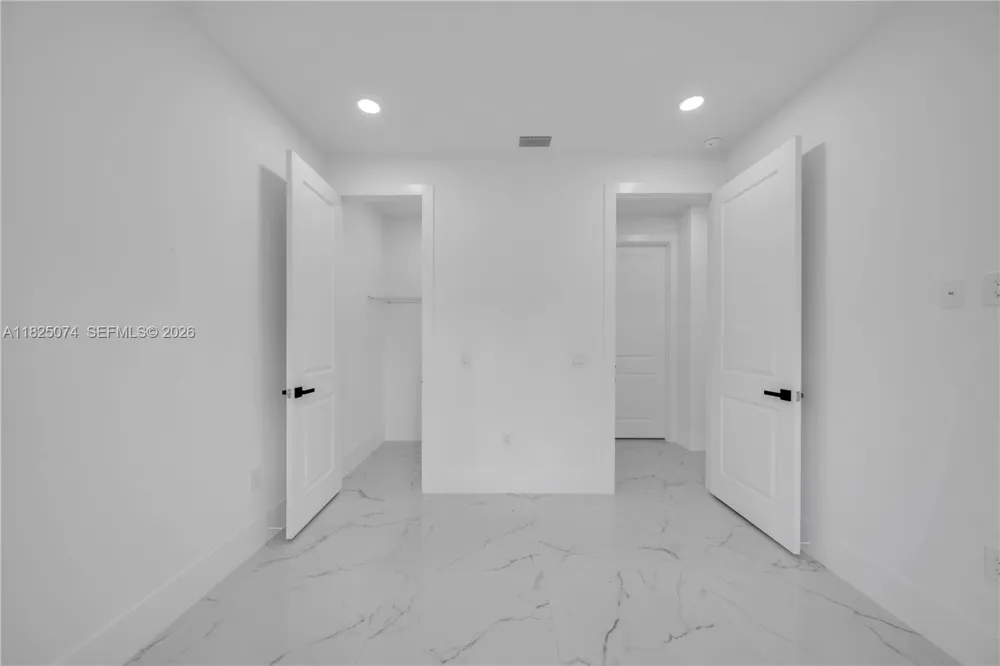 1215 Fitch Ave Lehigh Acres, FL 33972
