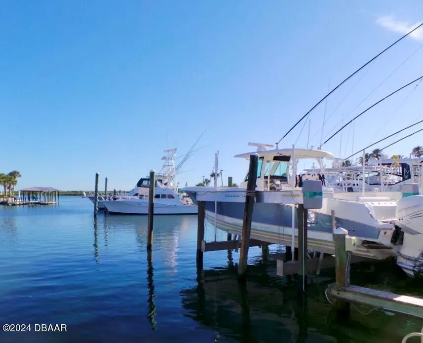 4714 MONTROSE AVENUE Ponce Inlet, FL 32127