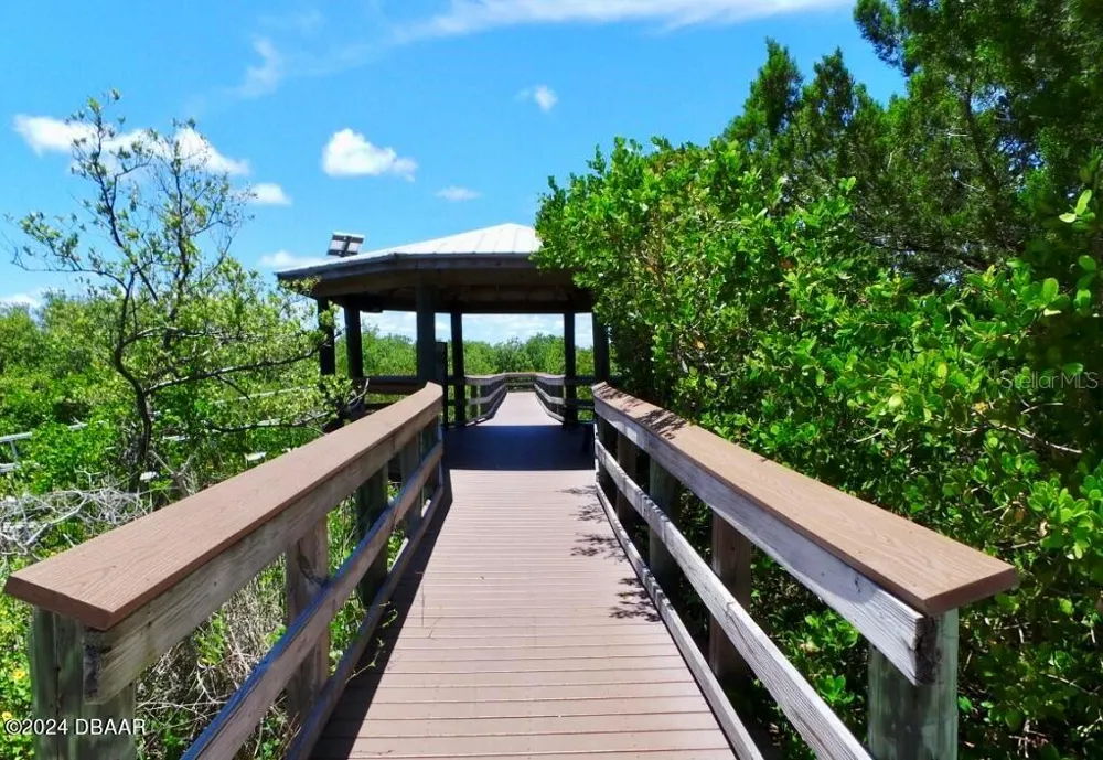 4714 MONTROSE AVENUE Ponce Inlet, FL 32127