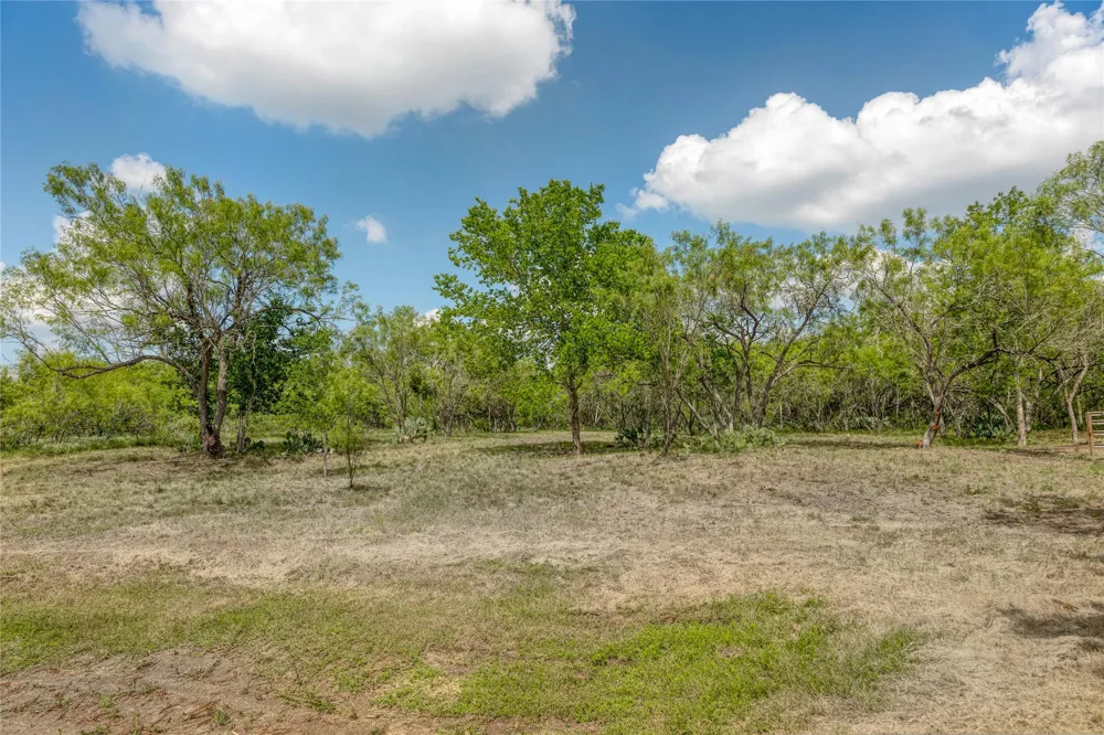 200 Armstrong Road Lockhart, TX 78644