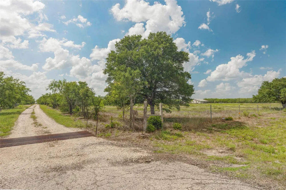 200 Armstrong Road Lockhart, TX 78644