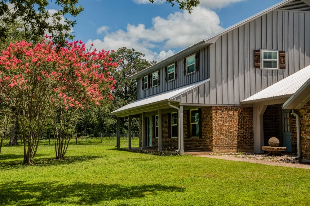 528 E Us Highway 290 Highway Carmine, TX 78932