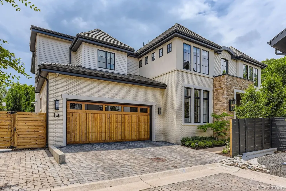 2821 E Cedar Avenue #14