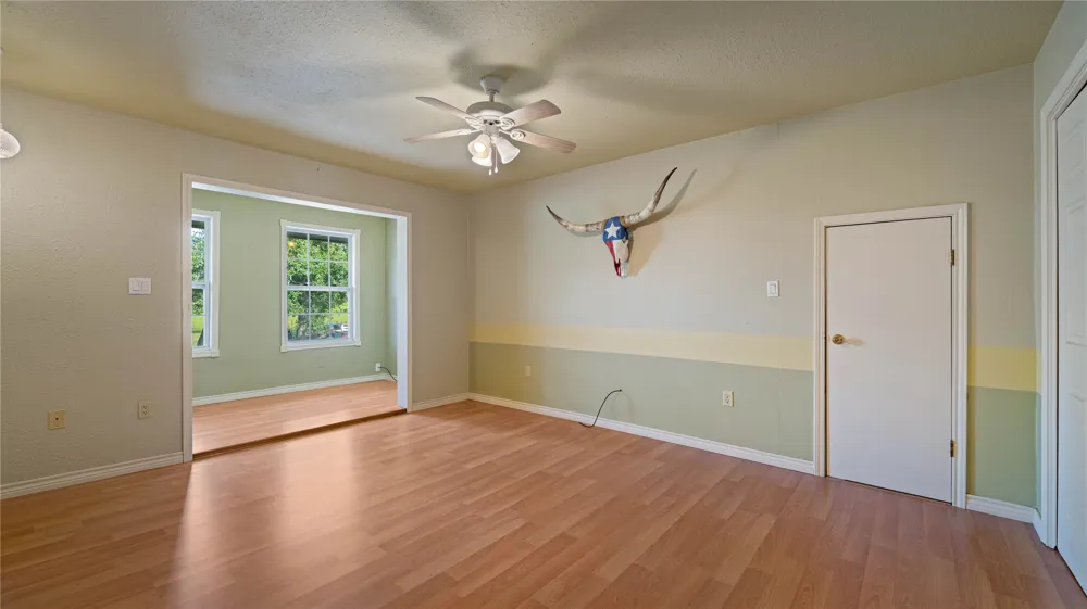 8058 Milam County Road 455 Thorndale, TX 78947