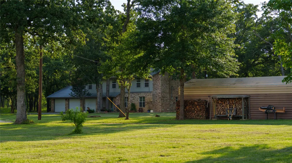 8058 Milam County Road 455 Thorndale, TX 78947