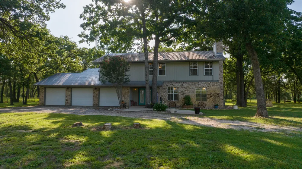 8058 Milam County Road 455 Thorndale, TX 78947