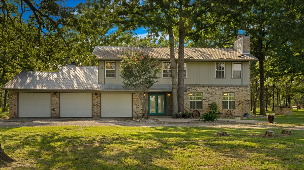 8058 Milam County Road 455 Thorndale, TX 78947