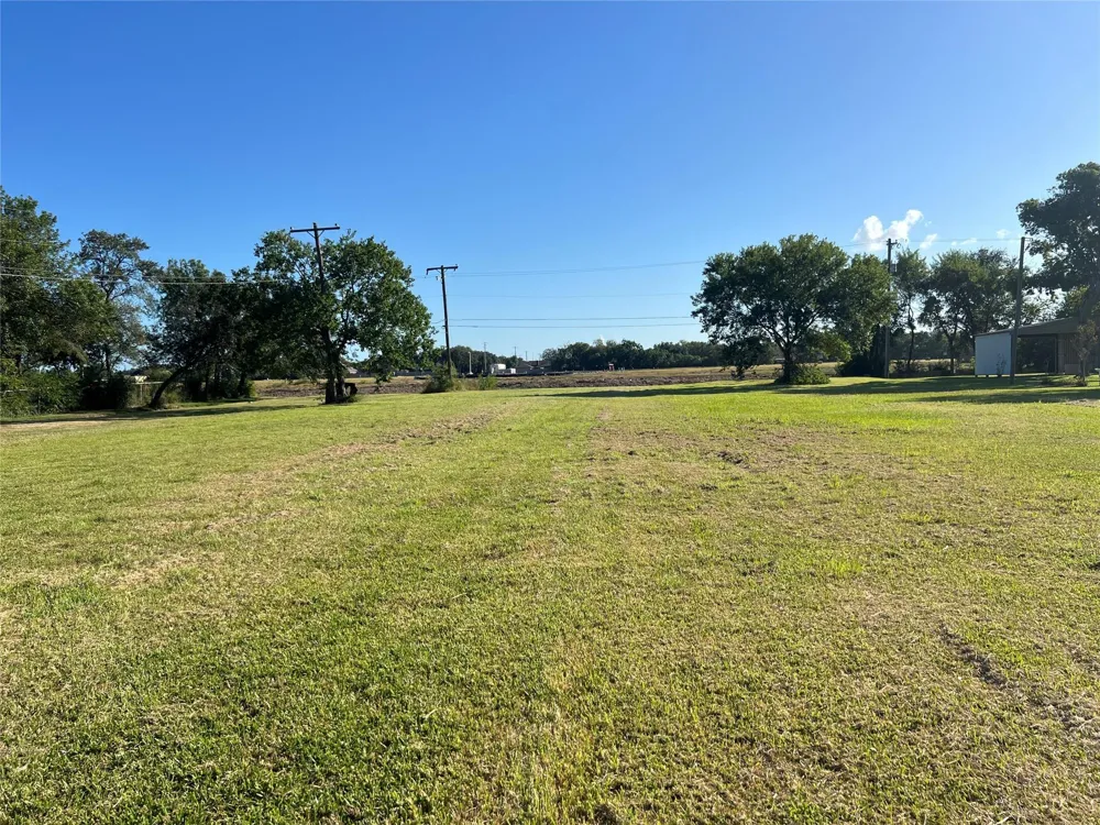 1 34th Avenue N Texas City, TX 77590