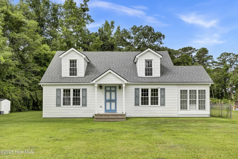 2971 Penderlea Highway Burgaw, NC 28425