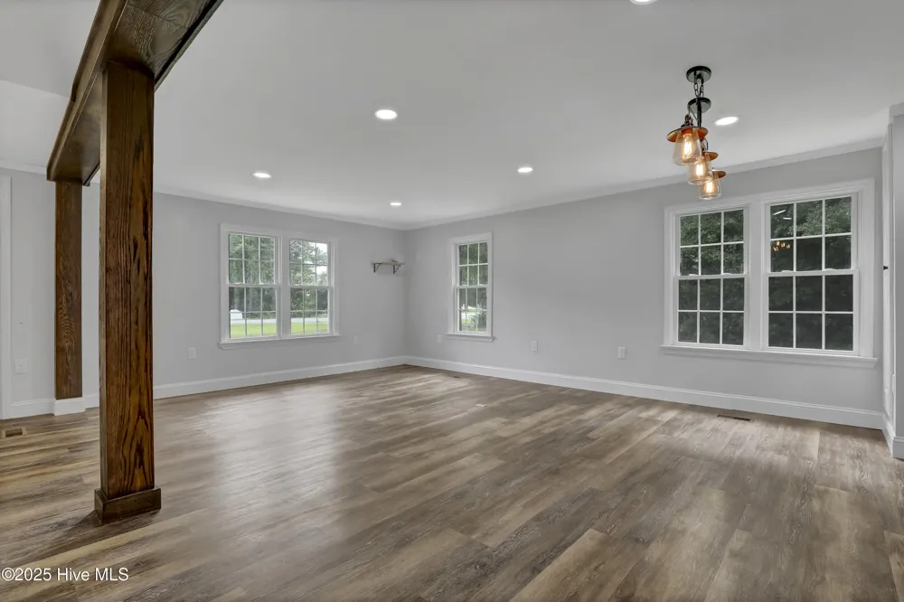 2971 Penderlea Highway Burgaw, NC 28425