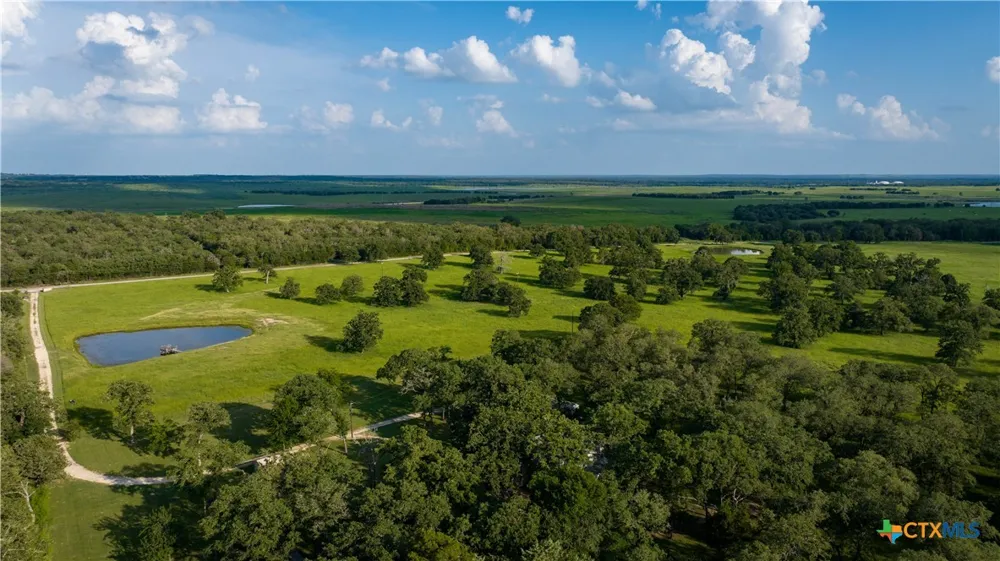 8058 Milam County Road 455 Lexington, TX 78947
