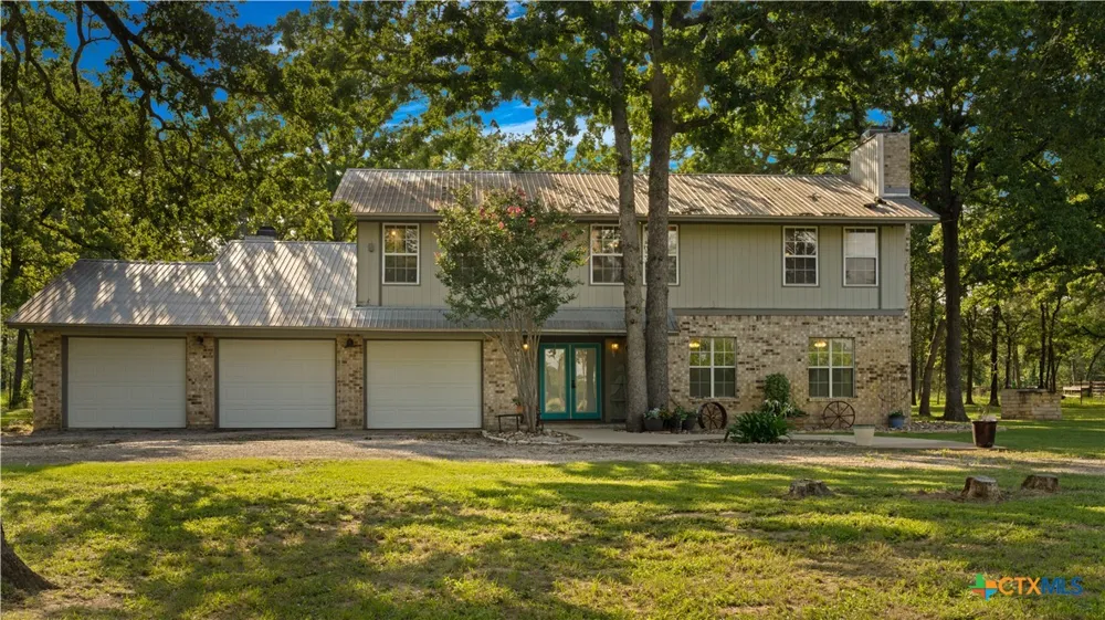 8058 Milam County Road 455 Lexington, TX 78947