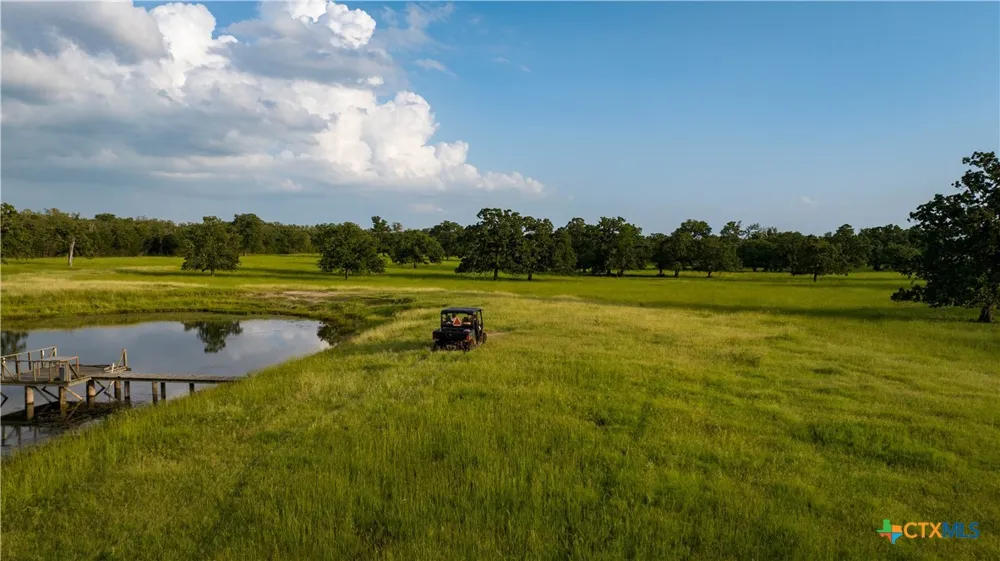 8058 Milam County Road 455 Lexington, TX 78947