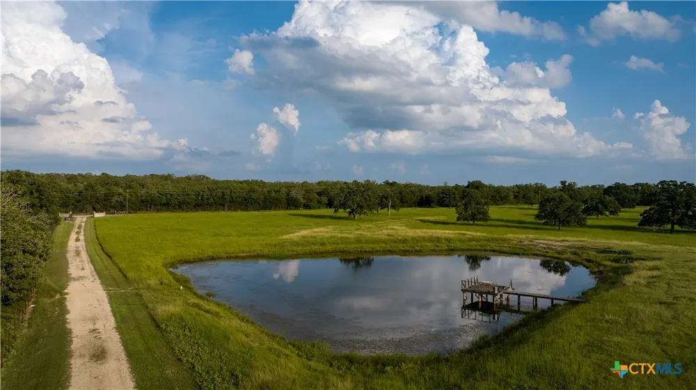 8058 Milam County Road 455 Lexington, TX 78947
