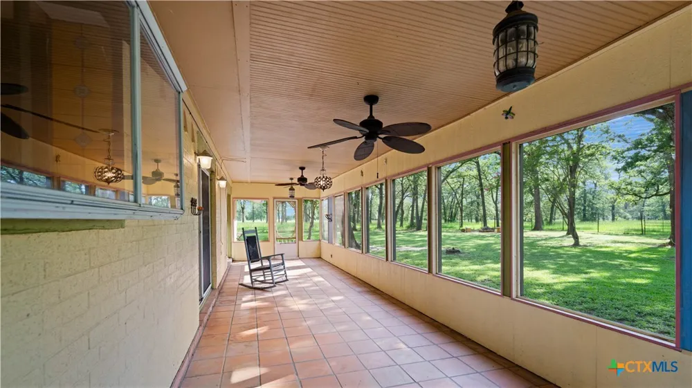 8058 Milam County Road 455 Lexington, TX 78947