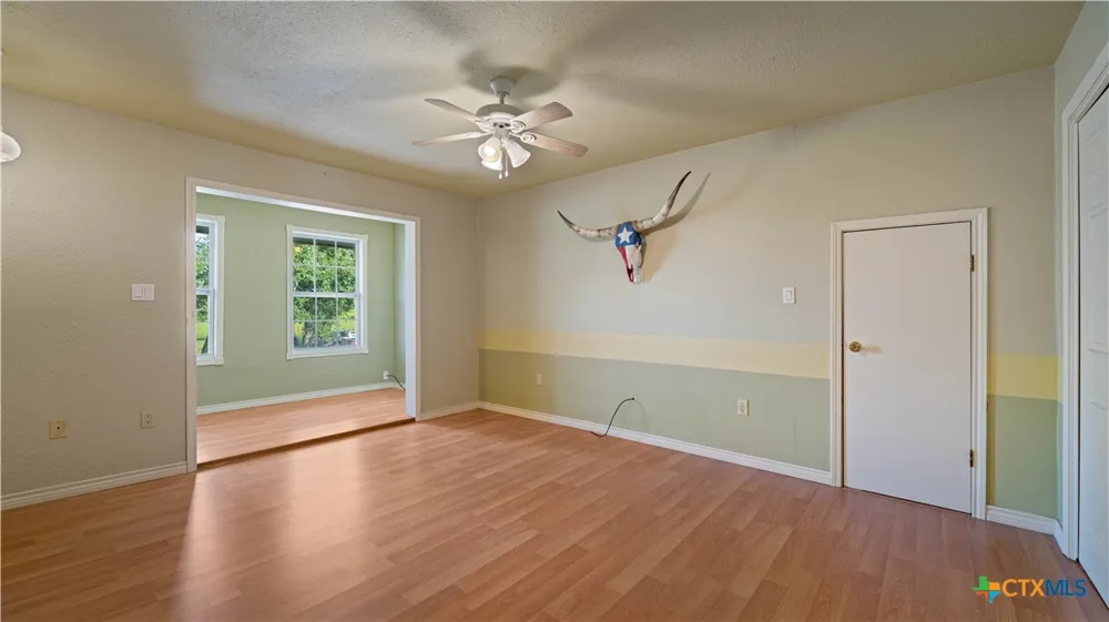 8058 Milam County Road 455 Lexington, TX 78947