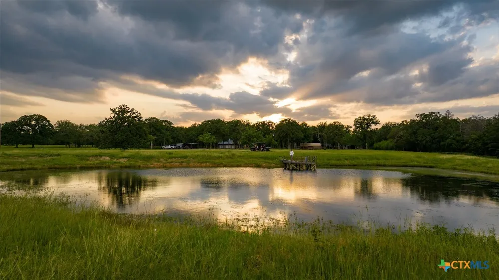 8058 Milam County Road 455 Lexington, TX 78947