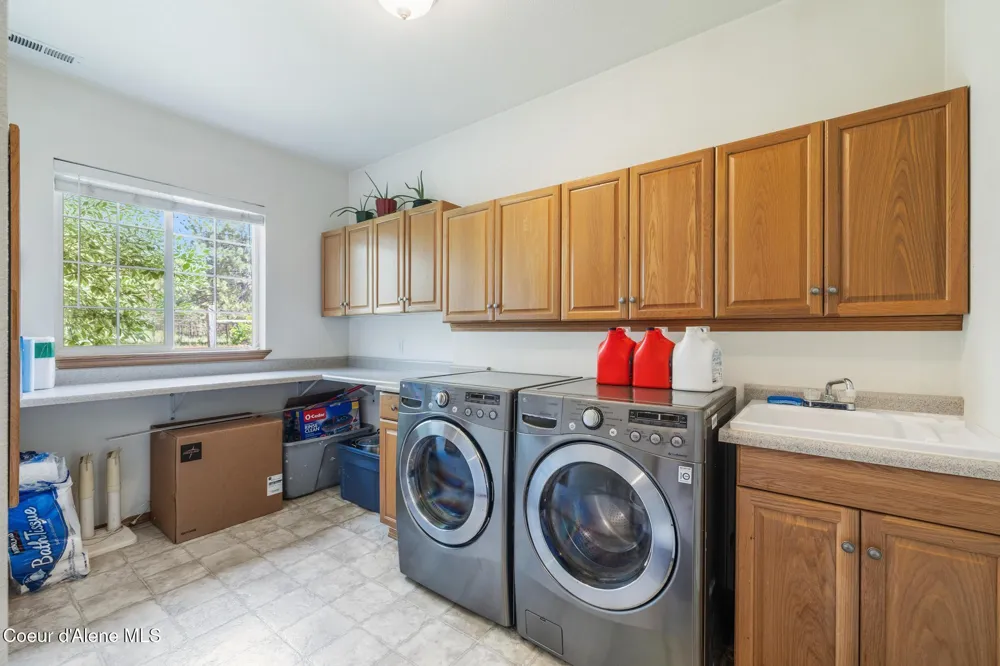 30267 WHEATRIDGE ROAD Athol, ID 83801