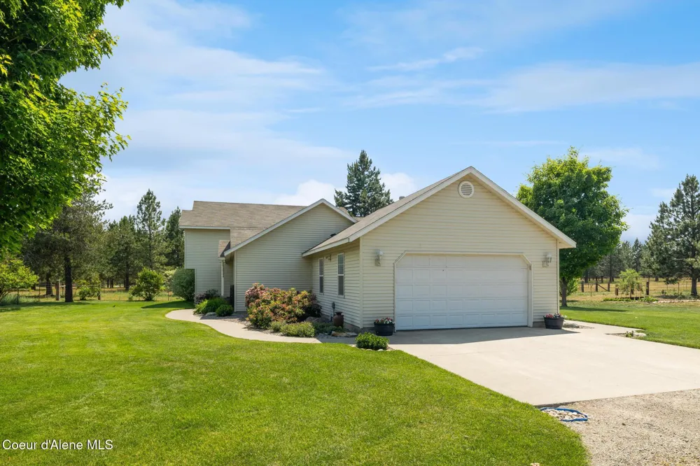 30267 WHEATRIDGE ROAD Athol, ID 83801