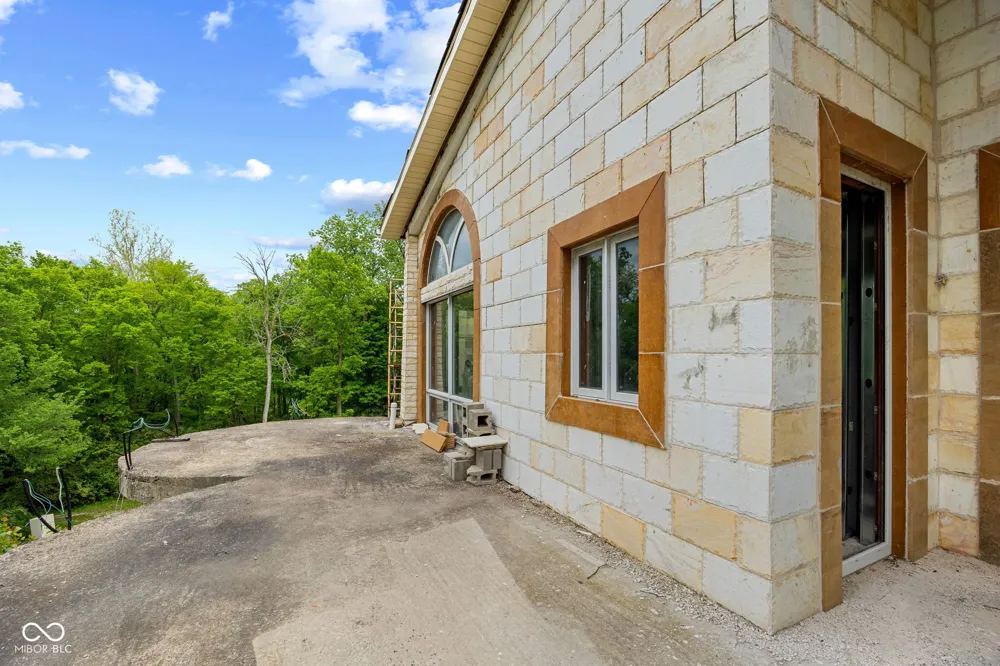 4945 S 100 E Lafayette, IN 47909