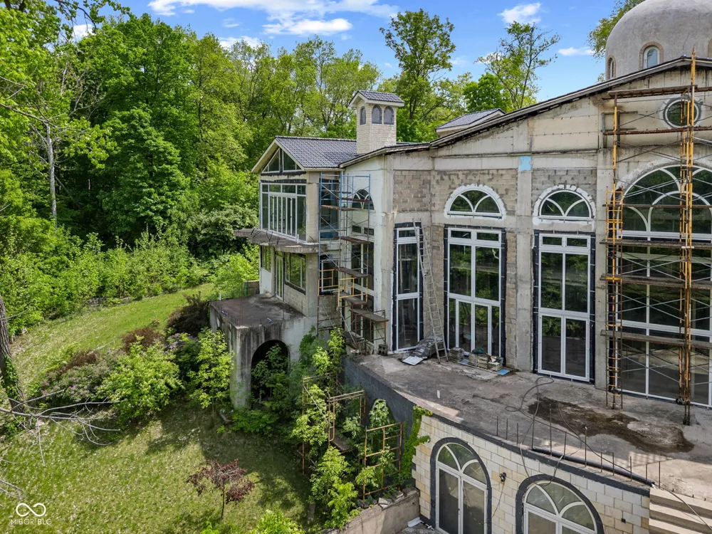 4945 S 100 E Lafayette, IN 47909
