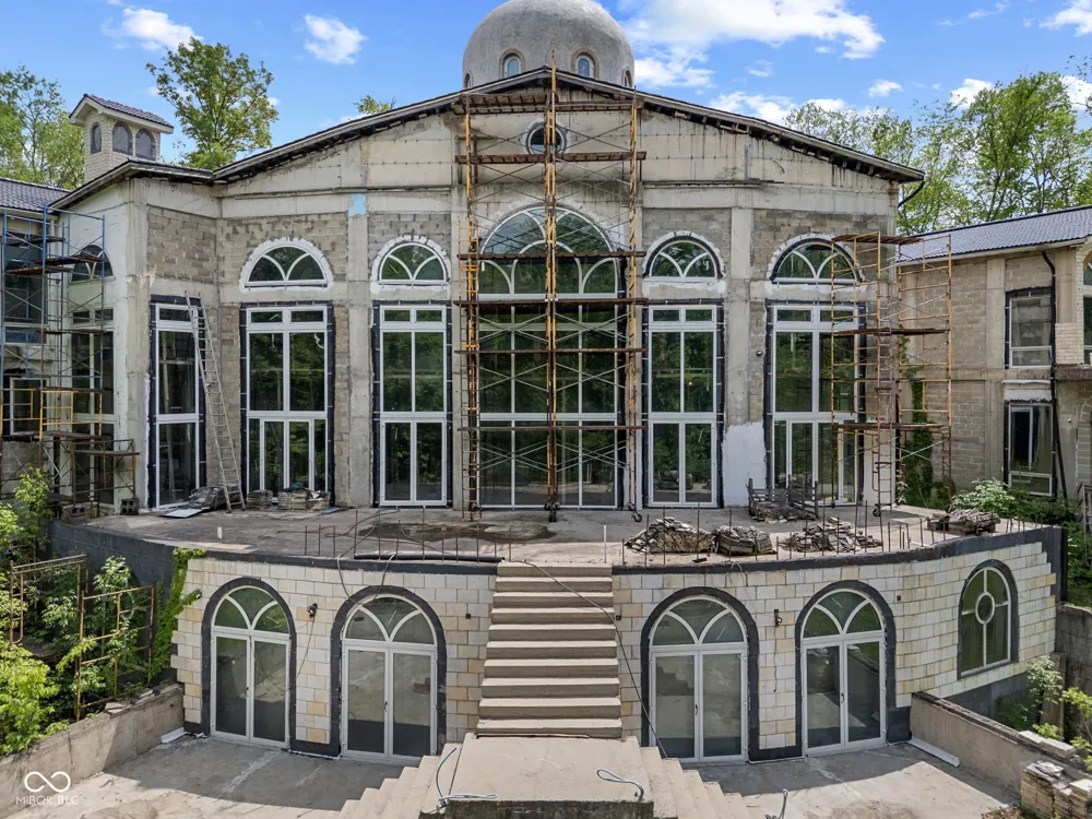 4945 S 100 E Lafayette, IN 47909
