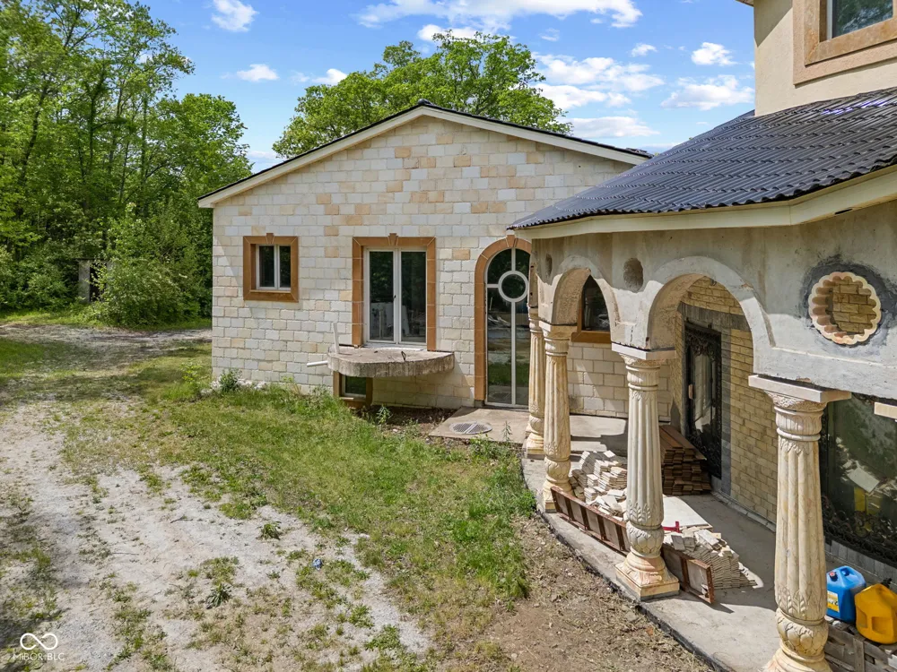 4945 S 100 E Lafayette, IN 47909