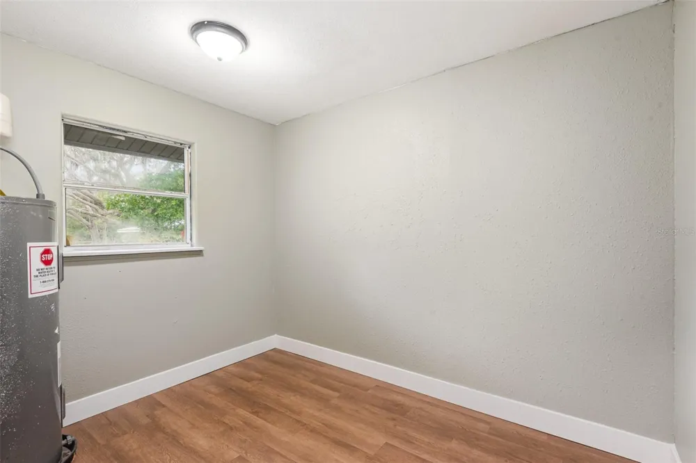 4085 CYPRESS BEND Geneva, FL 32732