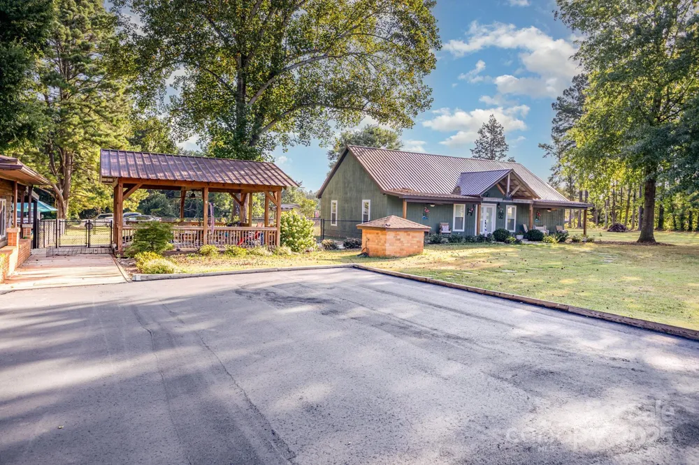835 Holshouser Road Rockwell, NC 28138
