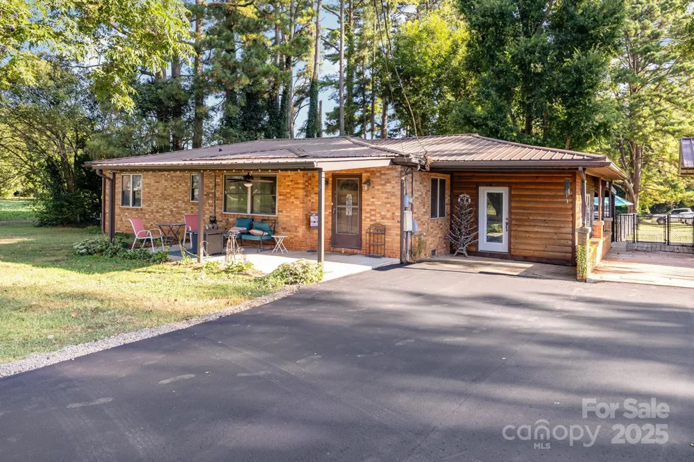 835 Holshouser Road Rockwell, NC 28138