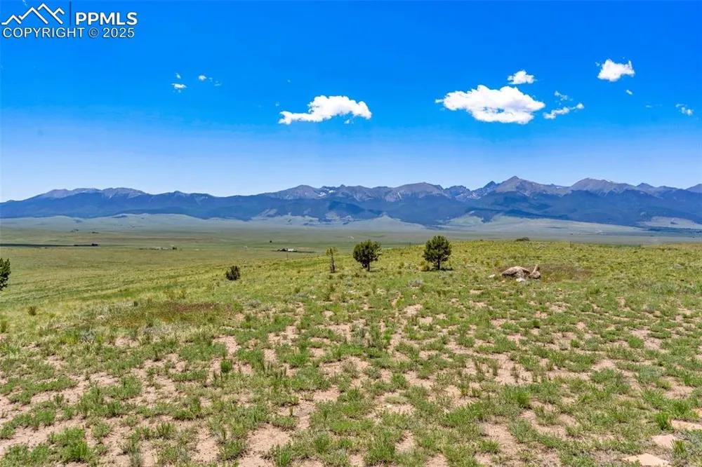 2100 County Road 310 Westcliffe, CO 81252