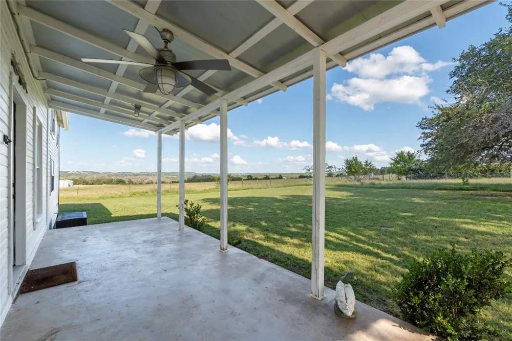 1649 Schumann Road Stonewall, TX 78671