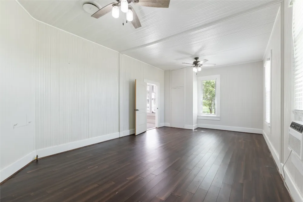 1649 Schumann Road Stonewall, TX 78671
