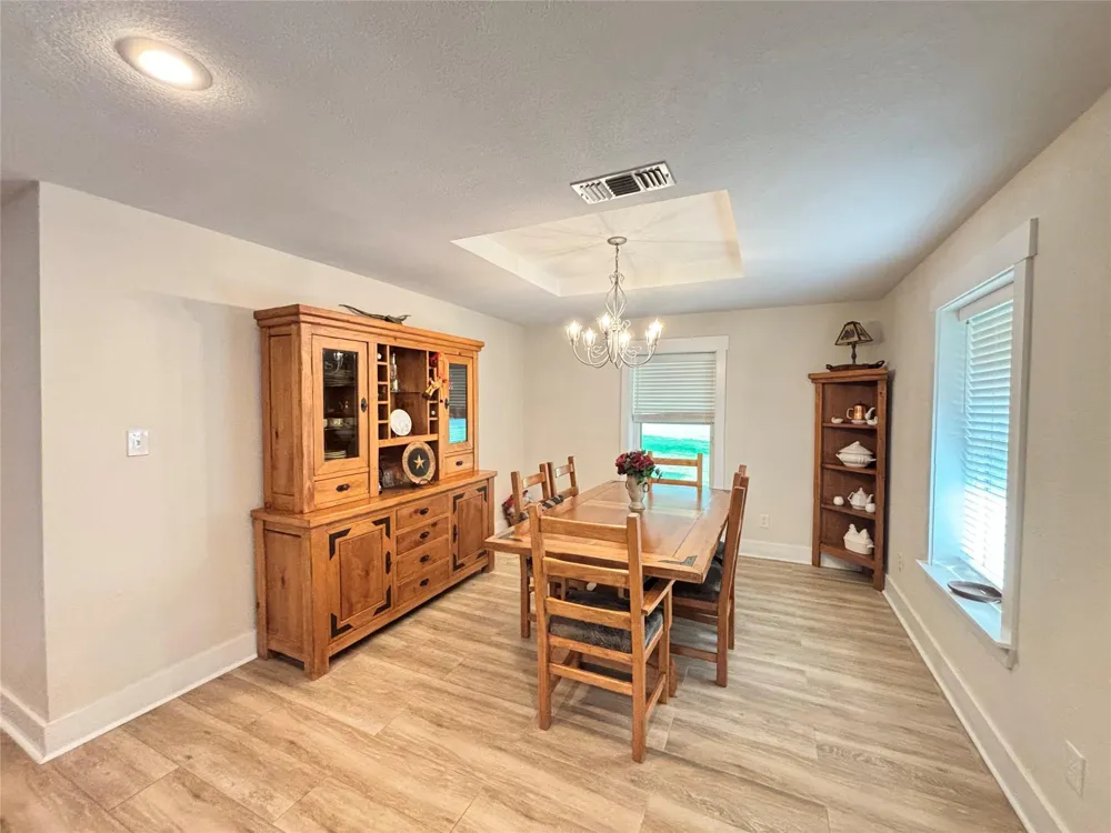 40062 Highway 105 Batson, TX 77519