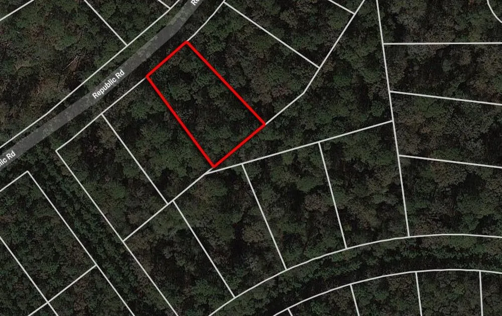 3 Republic Roman Forest, TX 77357