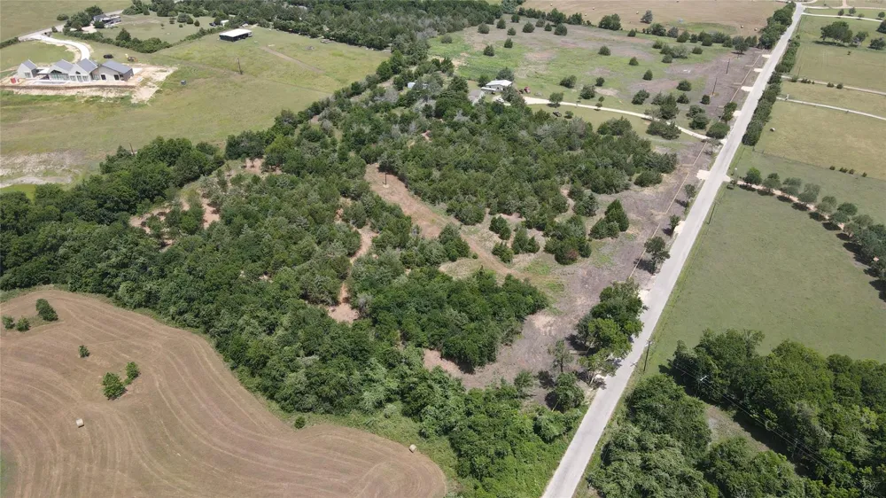 9 Wonder Hill Road Chappell Hill, TX 77426